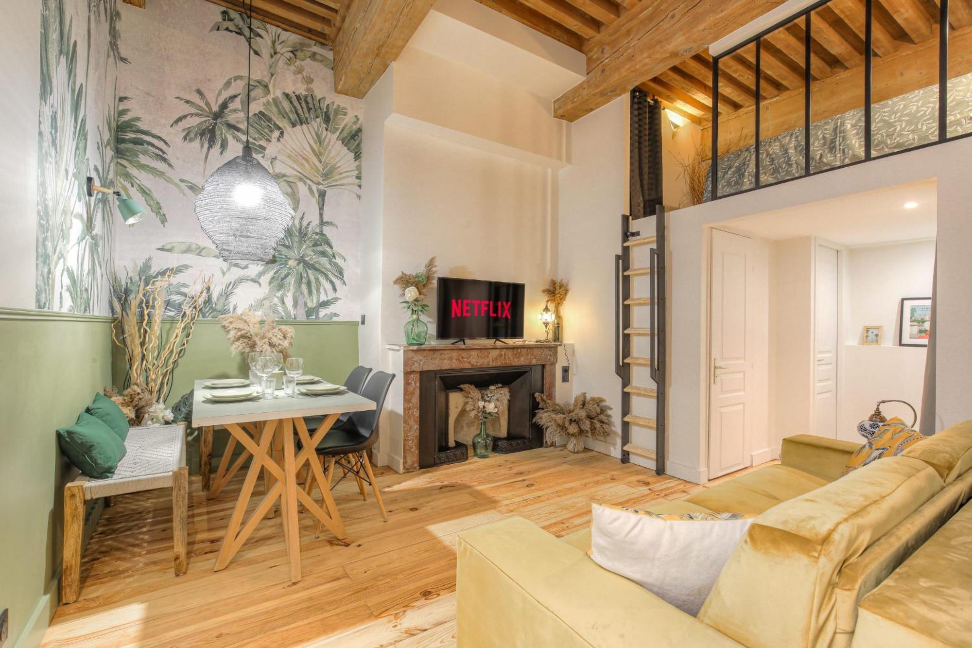 Appartement Le Raffine Avec Caractere En Hypercentre à Lyon Extérieur photo